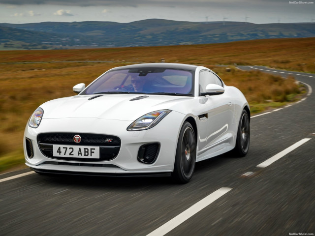 Jaguar F-Type фото