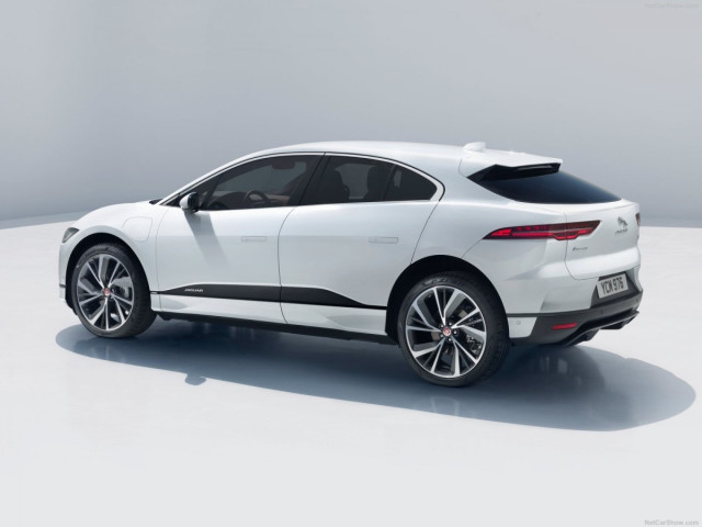 Jaguar I-Pace фото