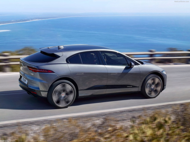 Jaguar I-Pace фото