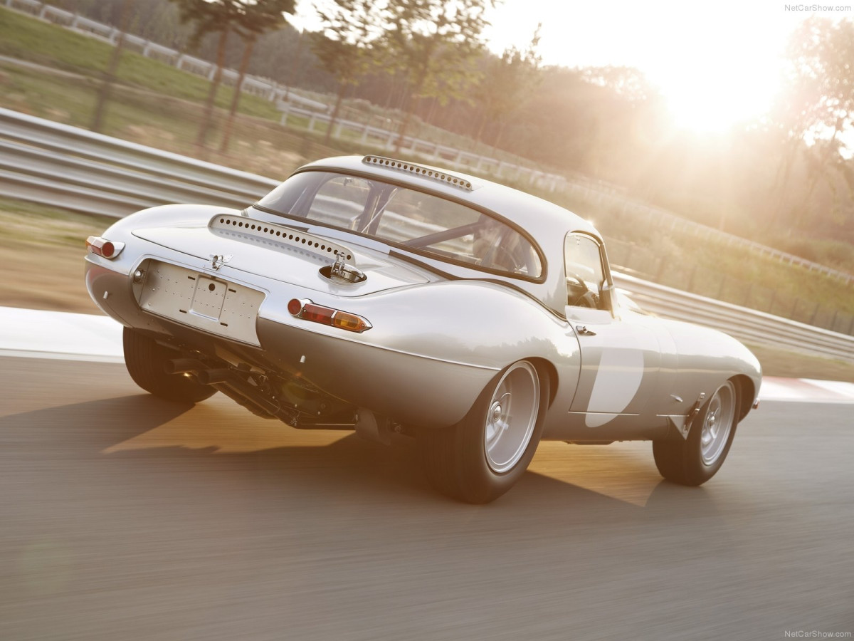 Jaguar Lightweight E-Type фото 132253