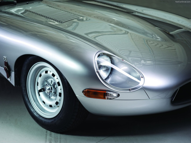 Jaguar Lightweight E-Type фото