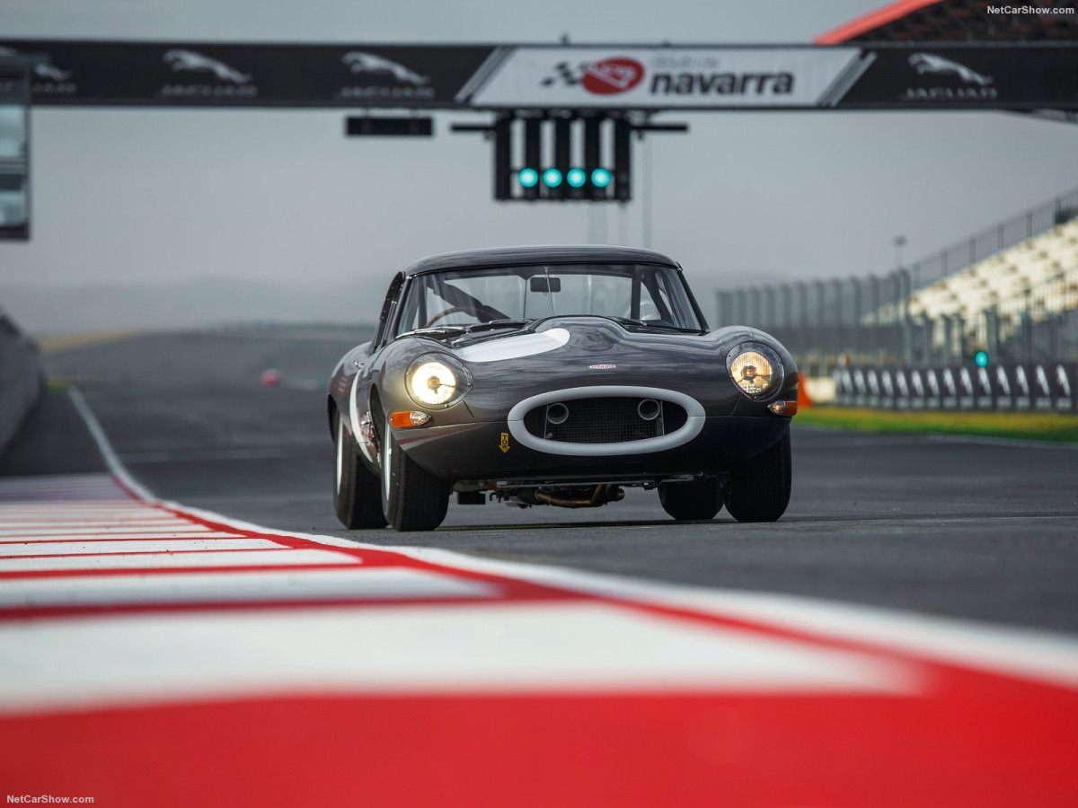 Jaguar Lightweight E-Type фото 154200