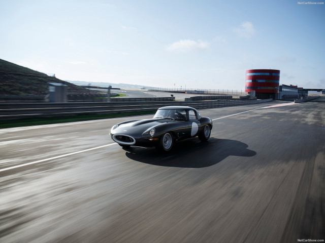 Jaguar Lightweight E-Type фото