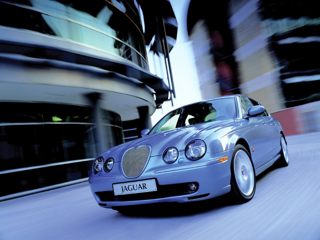 Jaguar S-Type фото