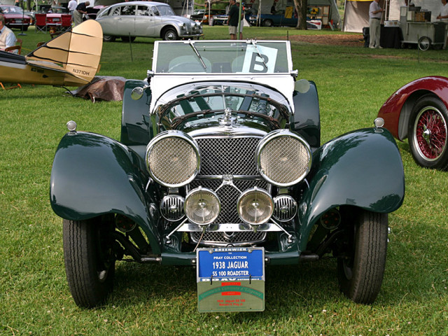 Jaguar SS100 фото