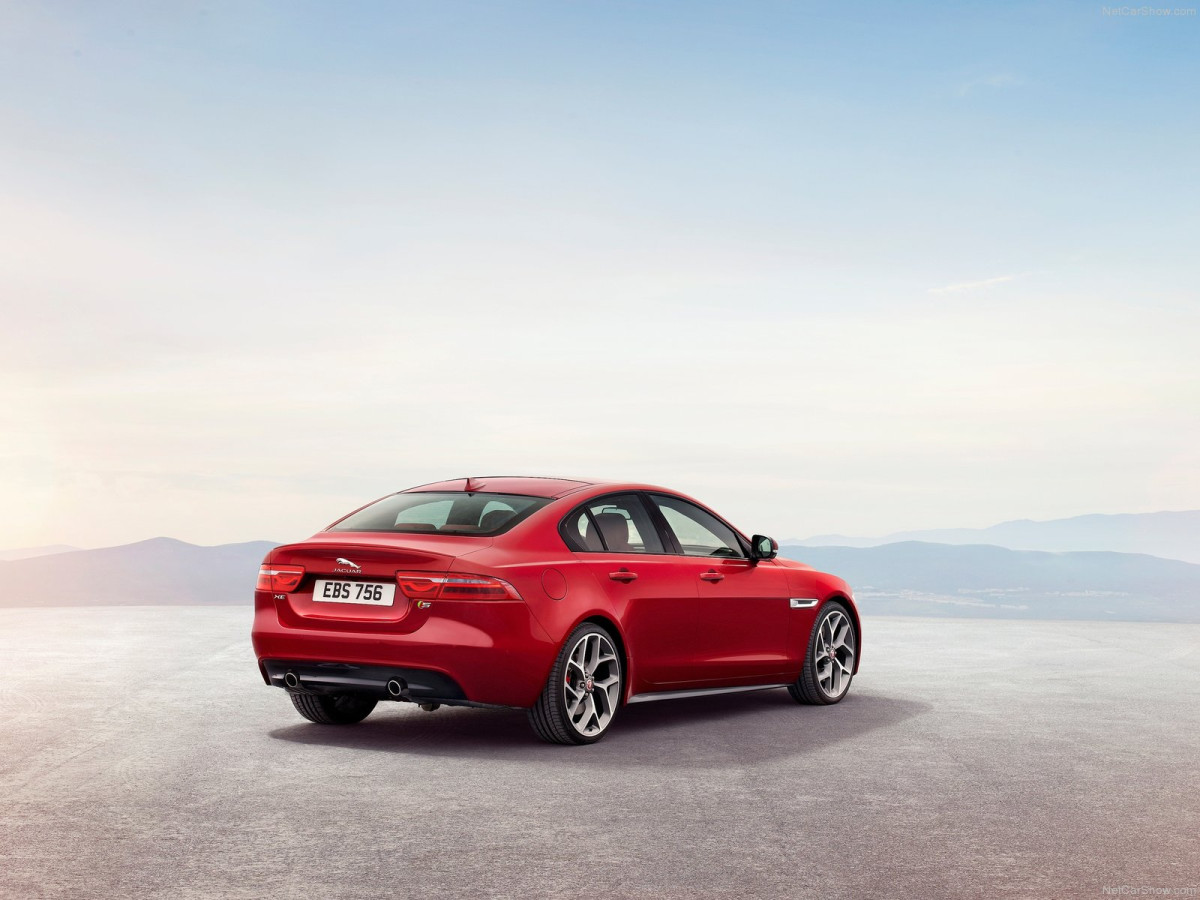 Jaguar XE S фото 134082