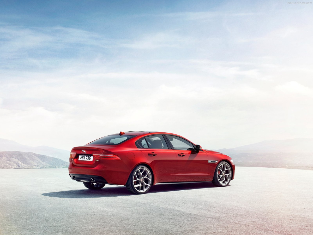 Jaguar XE S фото 134084