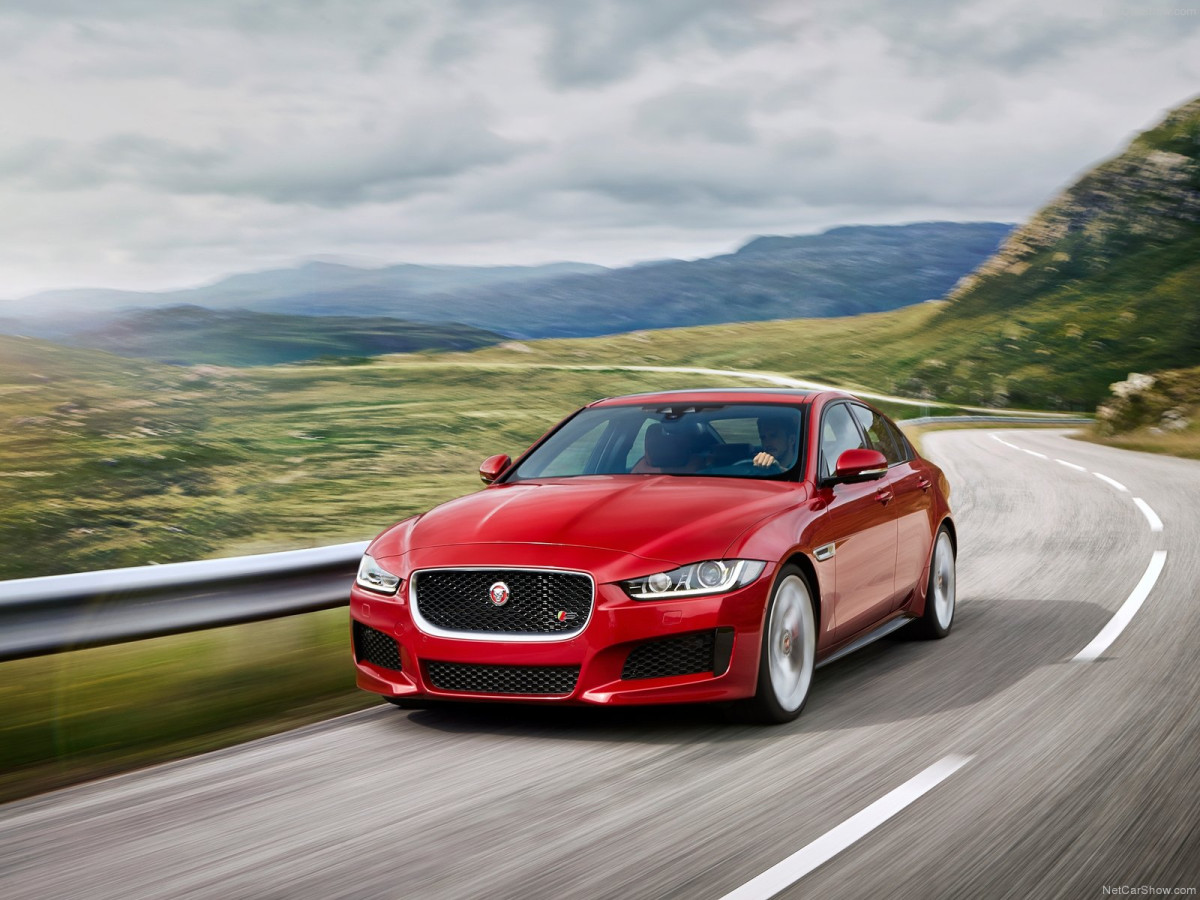 Jaguar XE S фото 134090