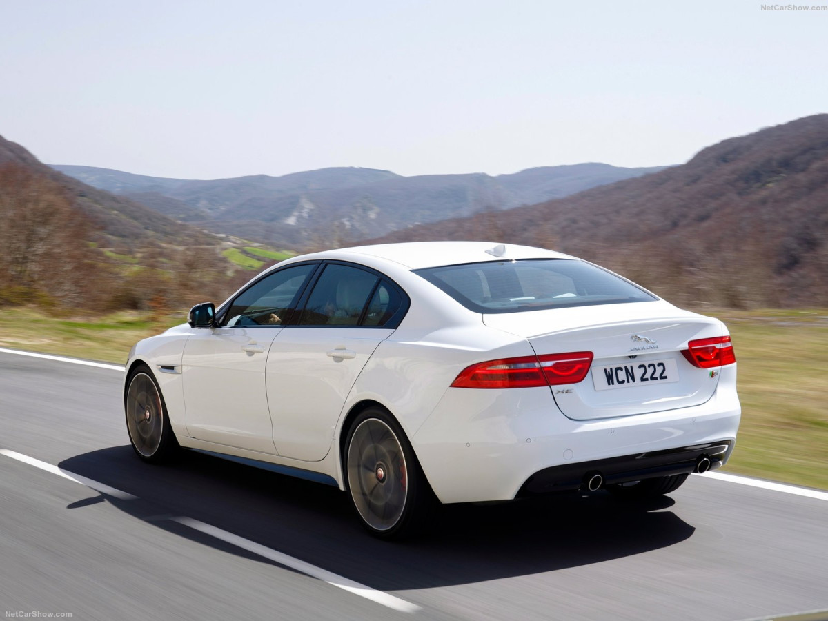 Jaguar XE S фото 148512