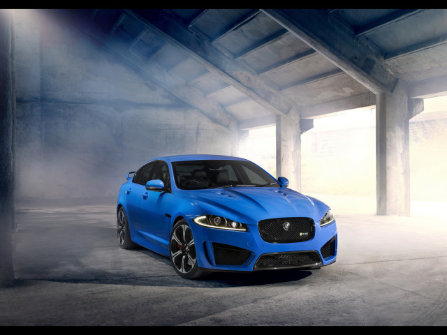 Jaguar XFR-S фото