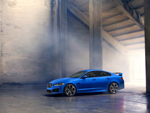 Jaguar XFR-S фото