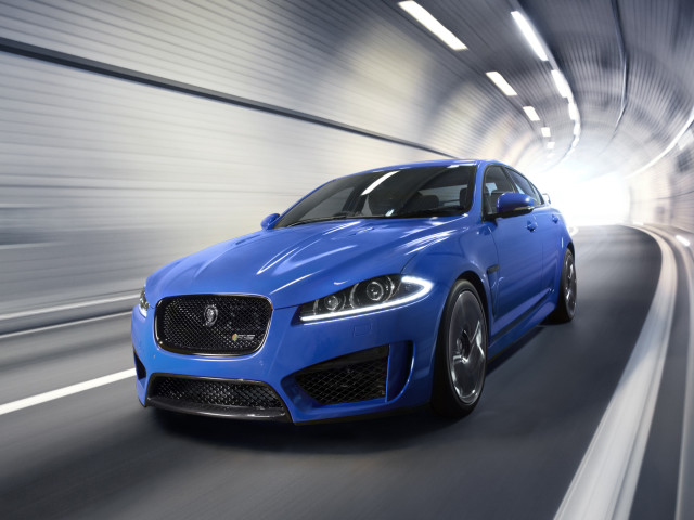 Jaguar XFR-S фото