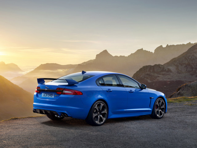 Jaguar XFR-S фото