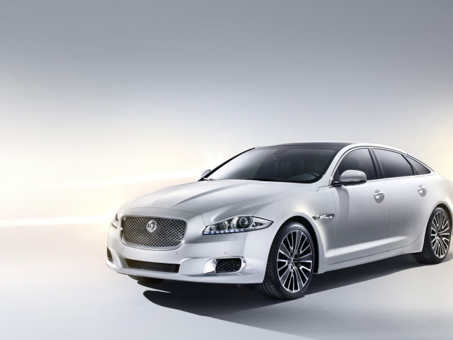 Jaguar XJ Ultimate фото