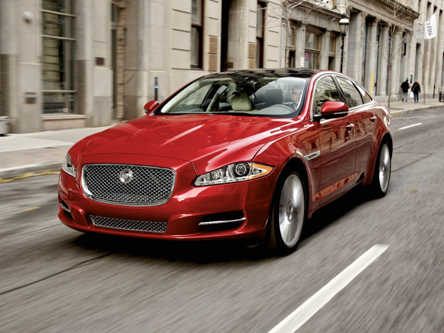 Jaguar XJ фото