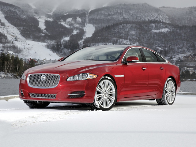 Jaguar XJ фото