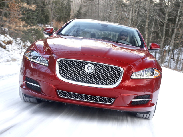 Jaguar XJ фото