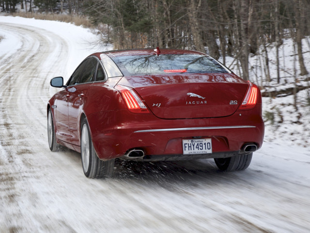 Jaguar XJ фото