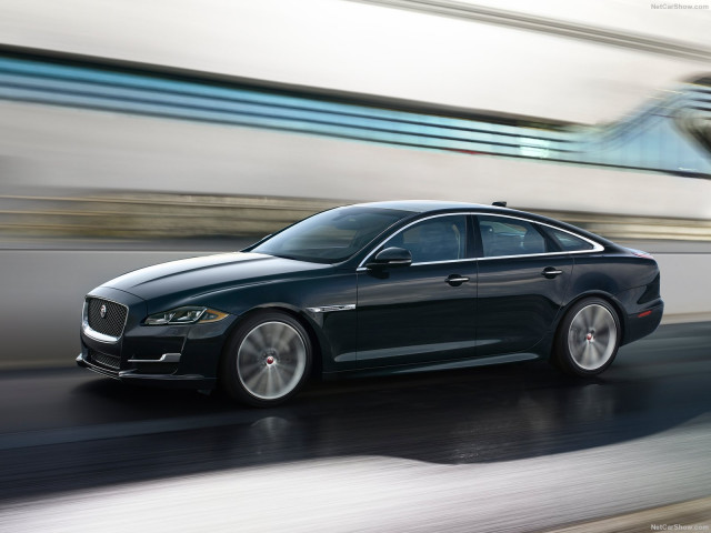 Jaguar XJ фото