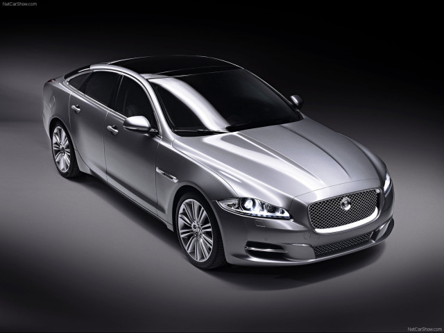 Jaguar XJ фото