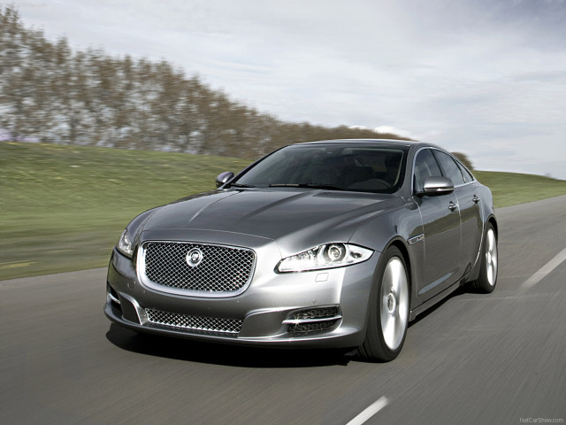 Jaguar XJ фото