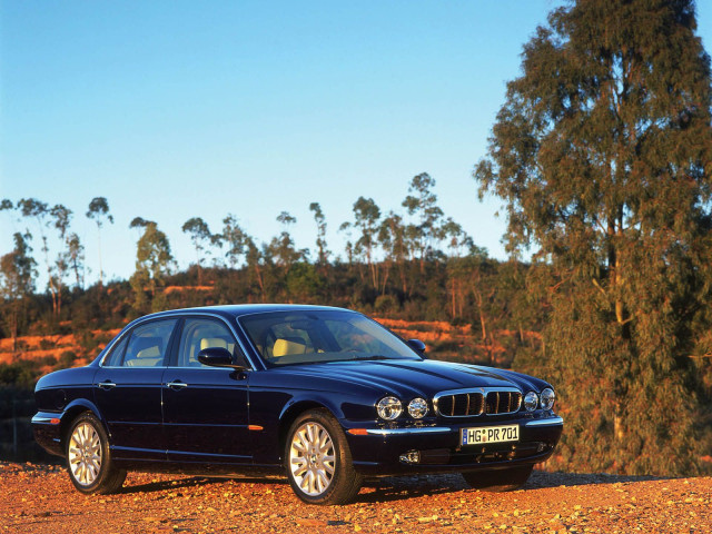 Jaguar XJ фото