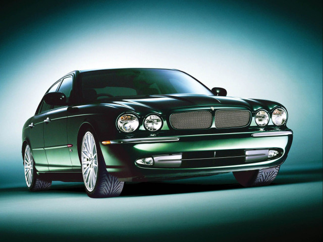 Jaguar XJ фото