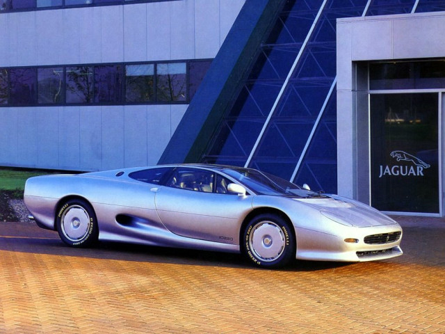 Jaguar XJ220 фото