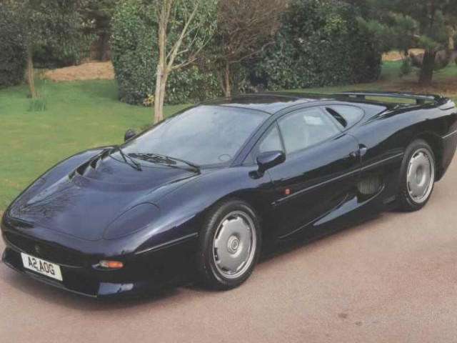 Jaguar XJ220 фото