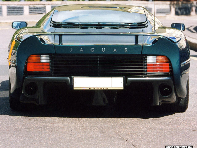 Jaguar XJ220 фото