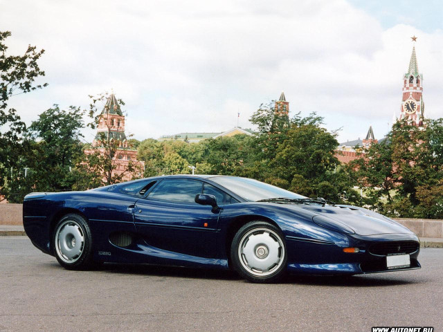 Jaguar XJ220 фото