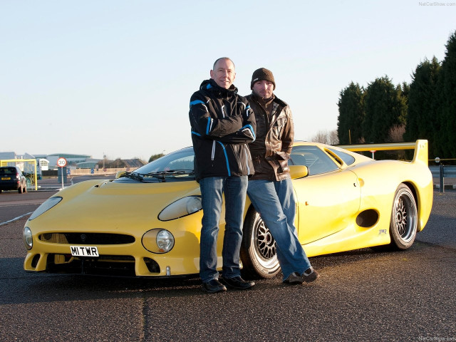 Jaguar XJ220 фото