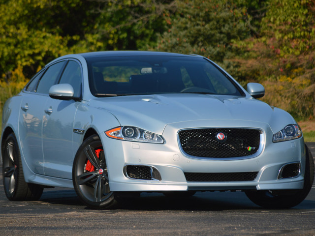 Jaguar XJR фото