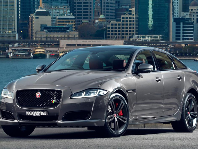 Jaguar XJR фото