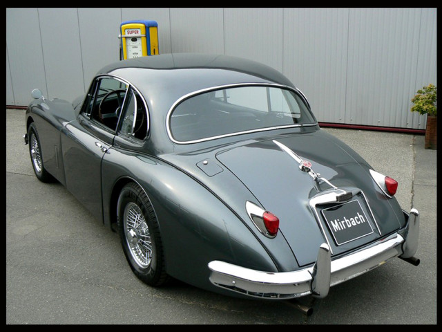 Jaguar XK 150  фото