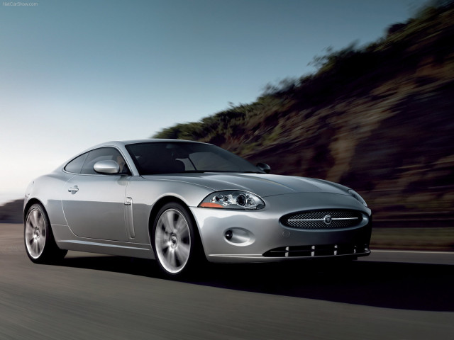 Jaguar XK фото