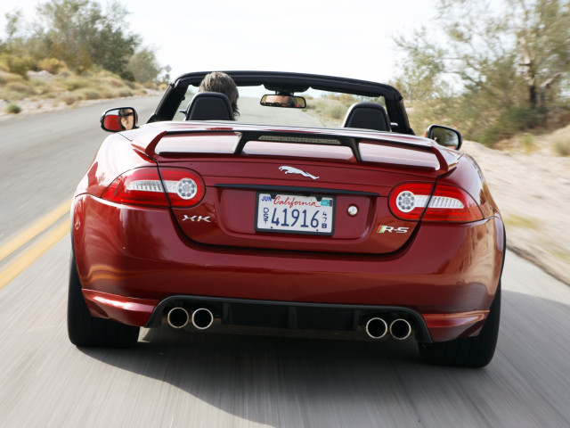 Jaguar XKR-S Convertible фото