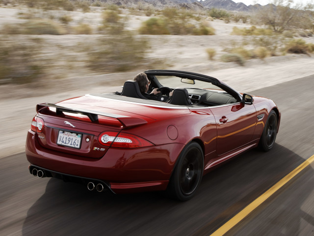 Jaguar XKR-S Convertible фото