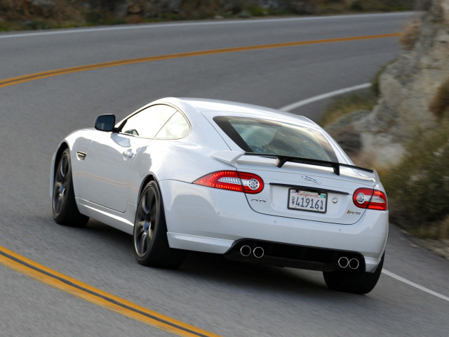 Jaguar XKR-S фото