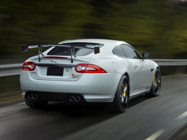 Jaguar XKR фото