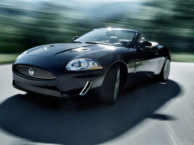 Jaguar XKR фото