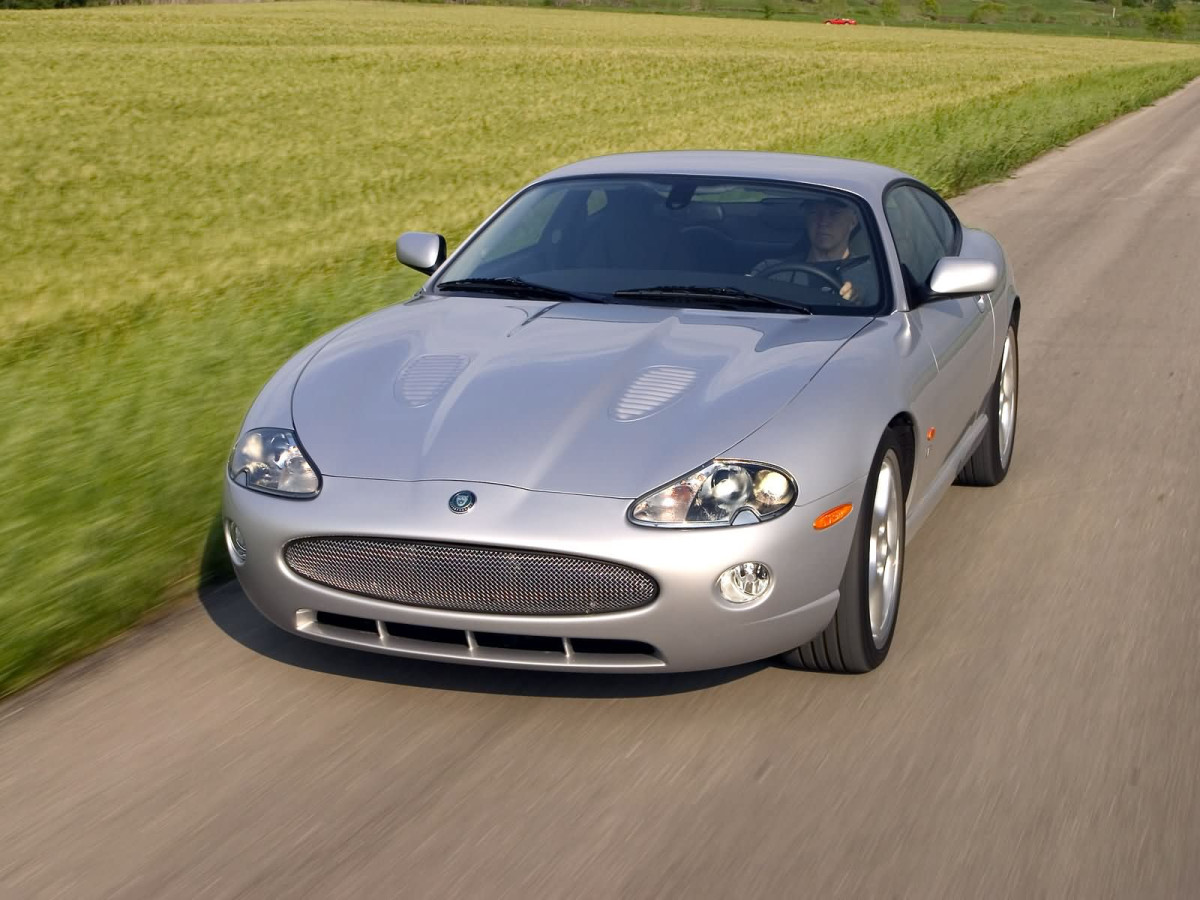 Jaguar XKR фото 6305