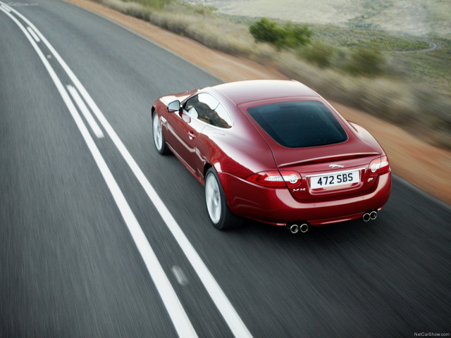 Jaguar XKR фото