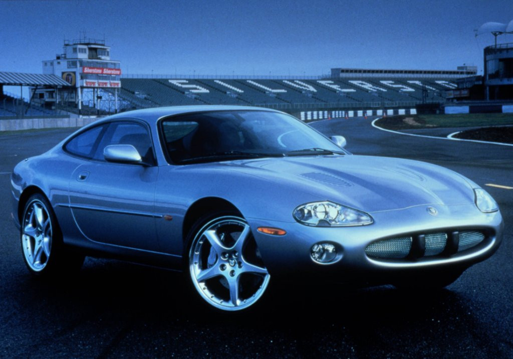 Jaguar XKR фото 925