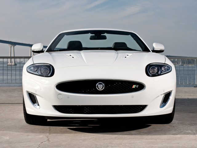 Jaguar XKR фото