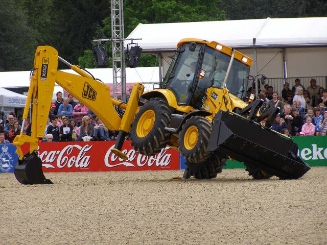 JCB 3CX фото