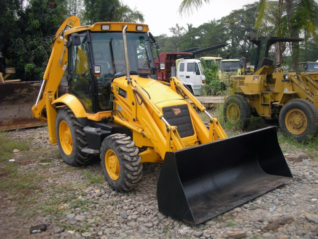 JCB 3CX фото