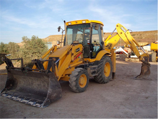 JCB 3CX фото