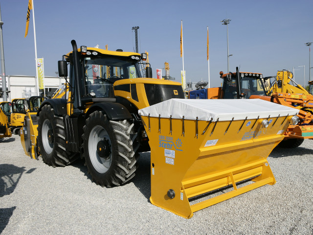 JCB Fastrac 8250 фото