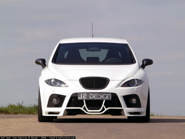 JE Design SEAT Leon Cupra фото